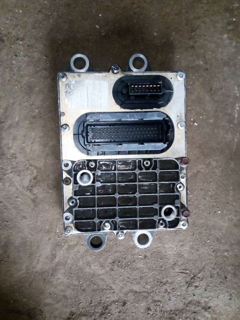 блок управления двигателем б/у - 1